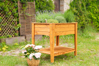 Planter na kółkach duży (V-noga; bok fala) - Bursztyn - h90x70x100cm